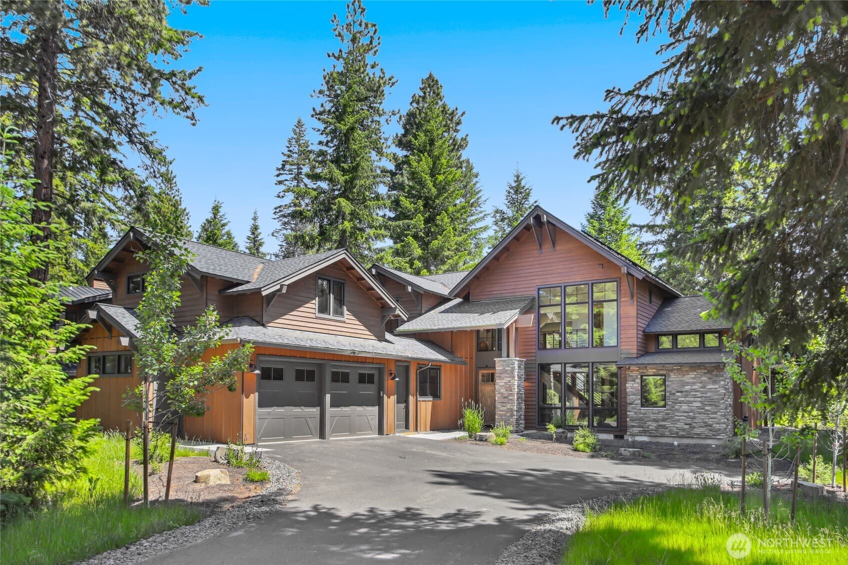 Property at 1810 Larkspur Loop