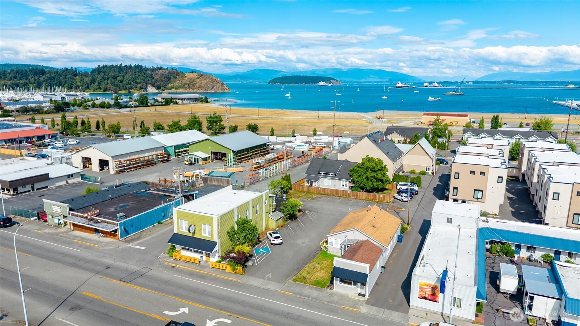 Property at 2001 Commercial Avenue