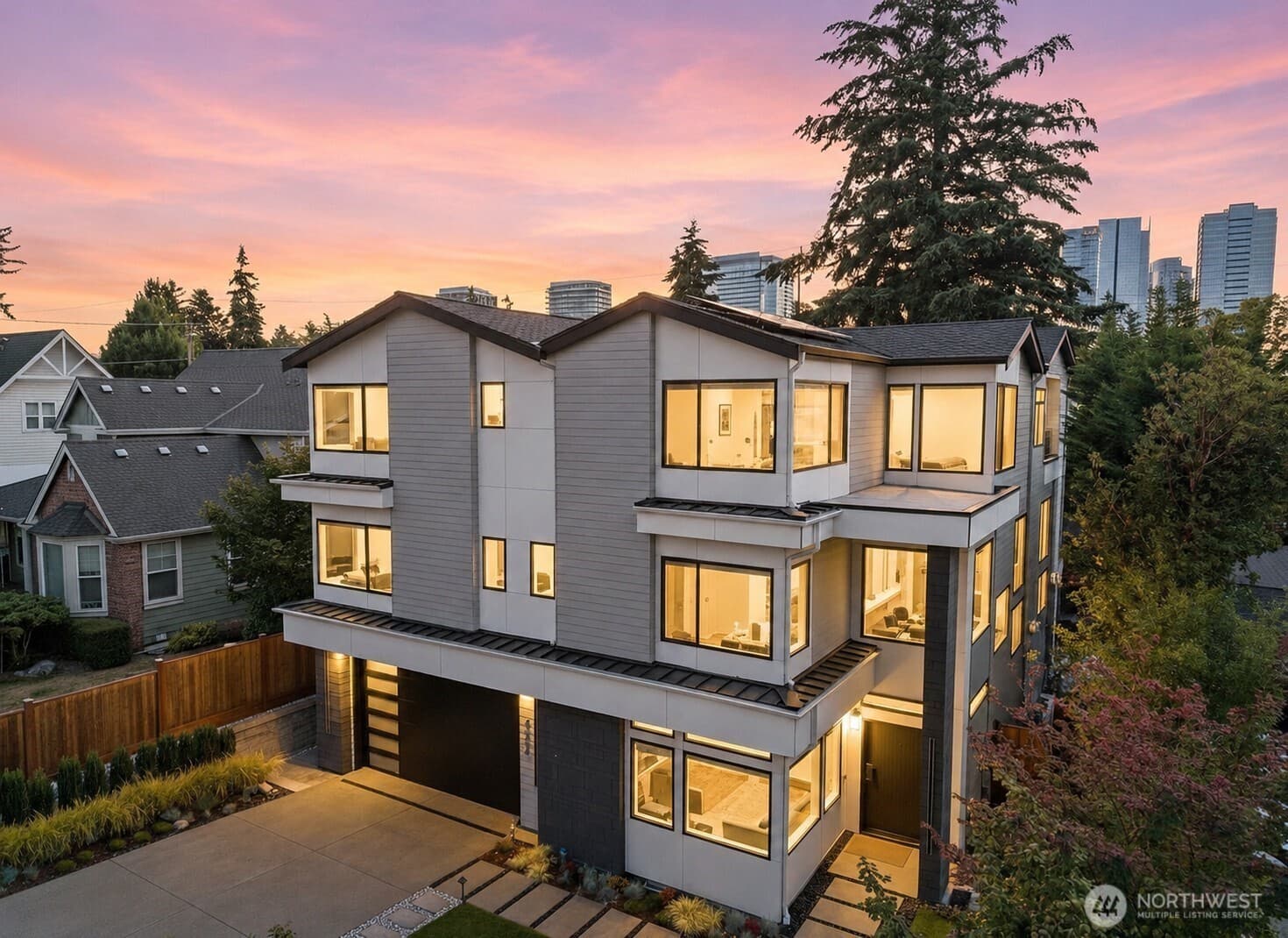 Property at 422 98th Avenue NE