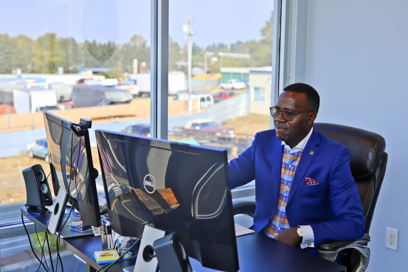 Nations Realty broker working in the Kent office