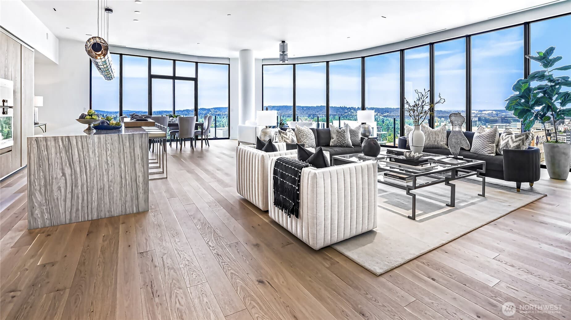 Property at 838 Avenue Square NE #2602