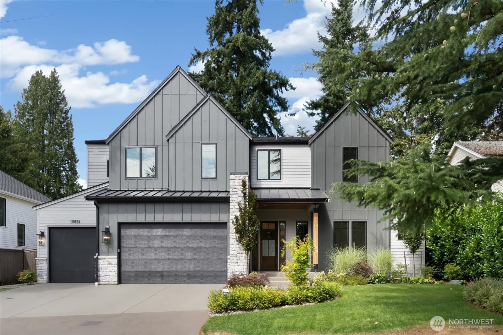 Property at 10924 SE 24th Place