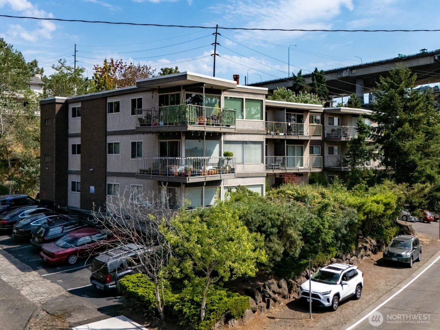 Property at 401 NE 40th Street