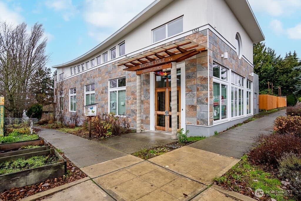 Property at 1322 S Bayview