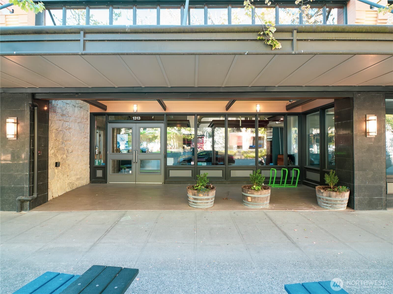 Property at 1313 Commercial Street