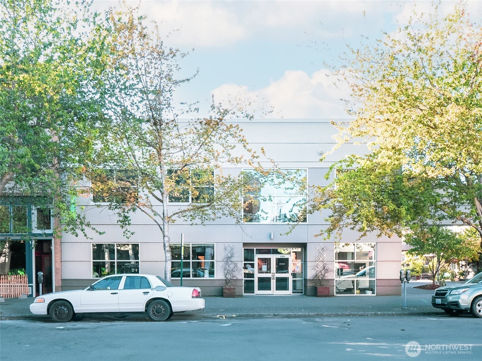Property at 1323 Commercial Street