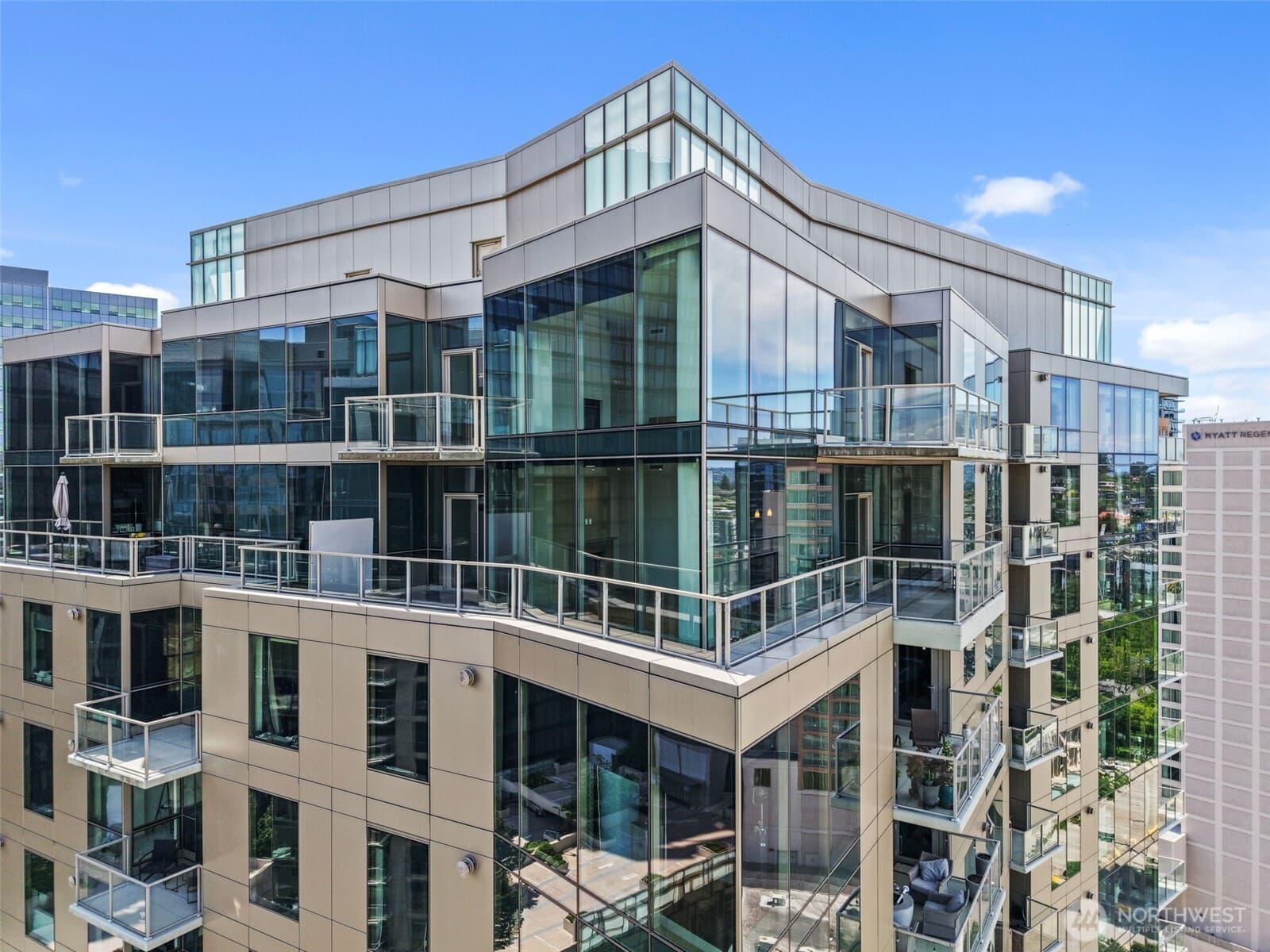 Property at 10610 NE 9th Place #2307