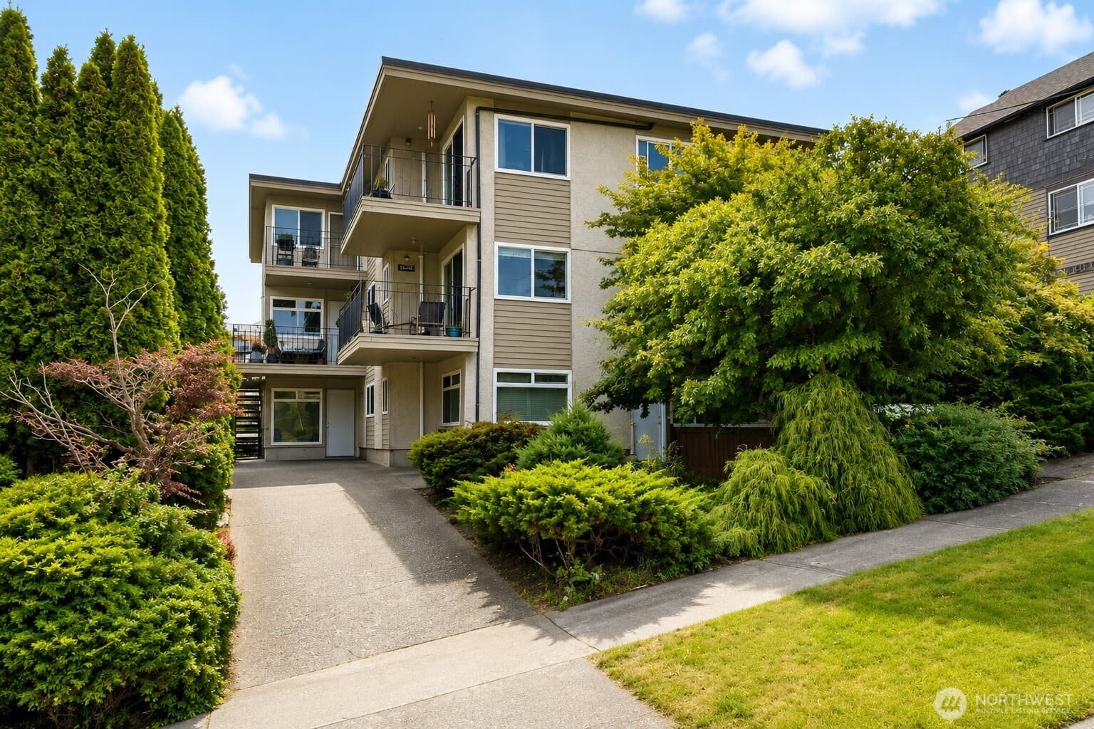 Property at 2707 W Jameson Street