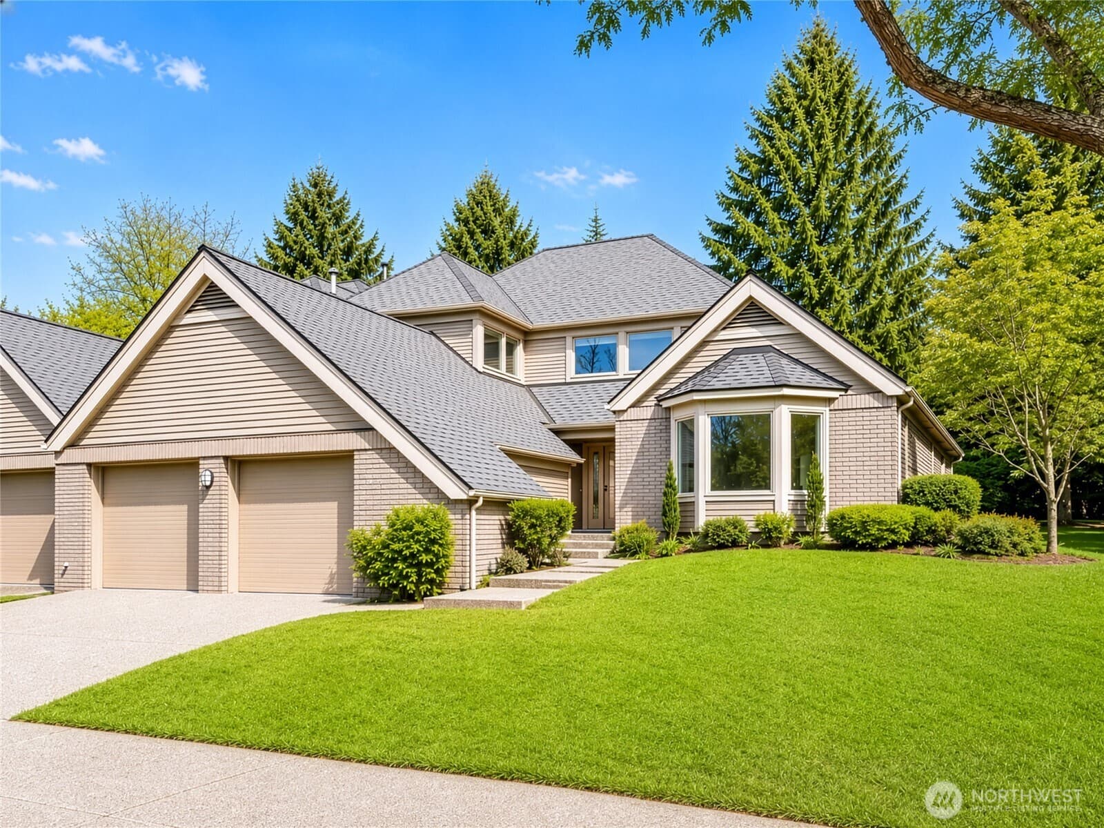 Property at 1748 Bellevue Way NE #1