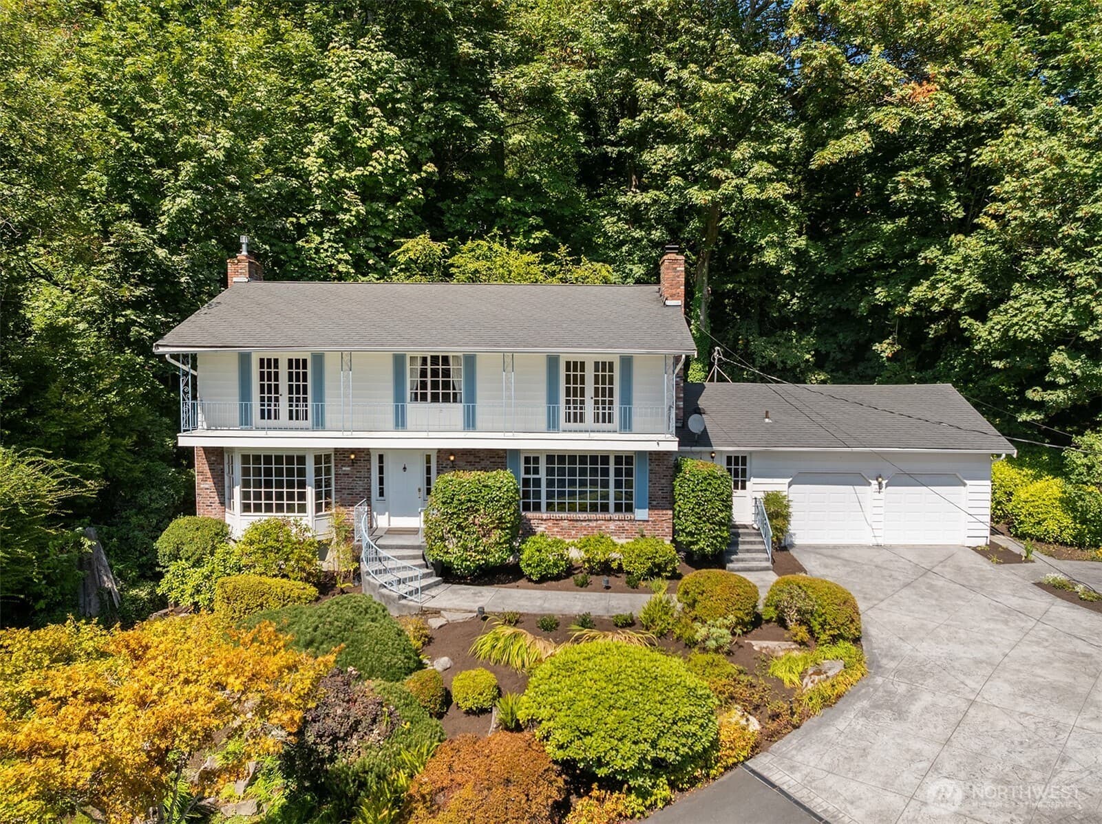 Property at 7921 E Mercer Way